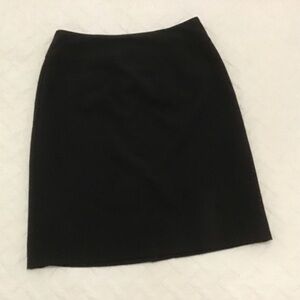 Worthington Women’s Classic Black Pencil Skirt | Size 8 | Zippered Back